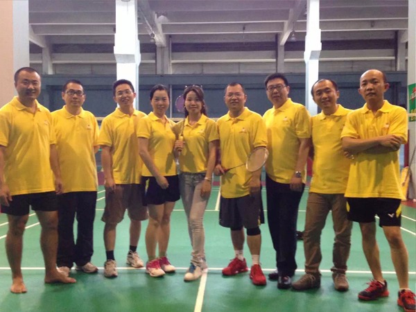 好体育app官方版最新下载团队建设-羽毛球活动