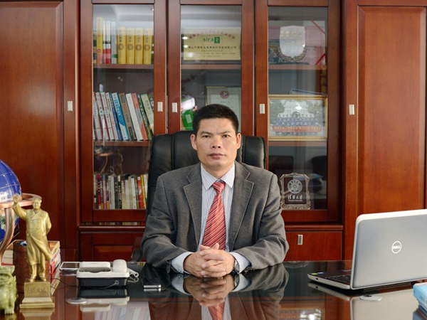 好体育app官方版最新下载董事长-黄日荣